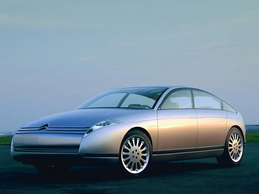  Citroen C6 Lignage Concept 1999 года  (фото 6 из 8)